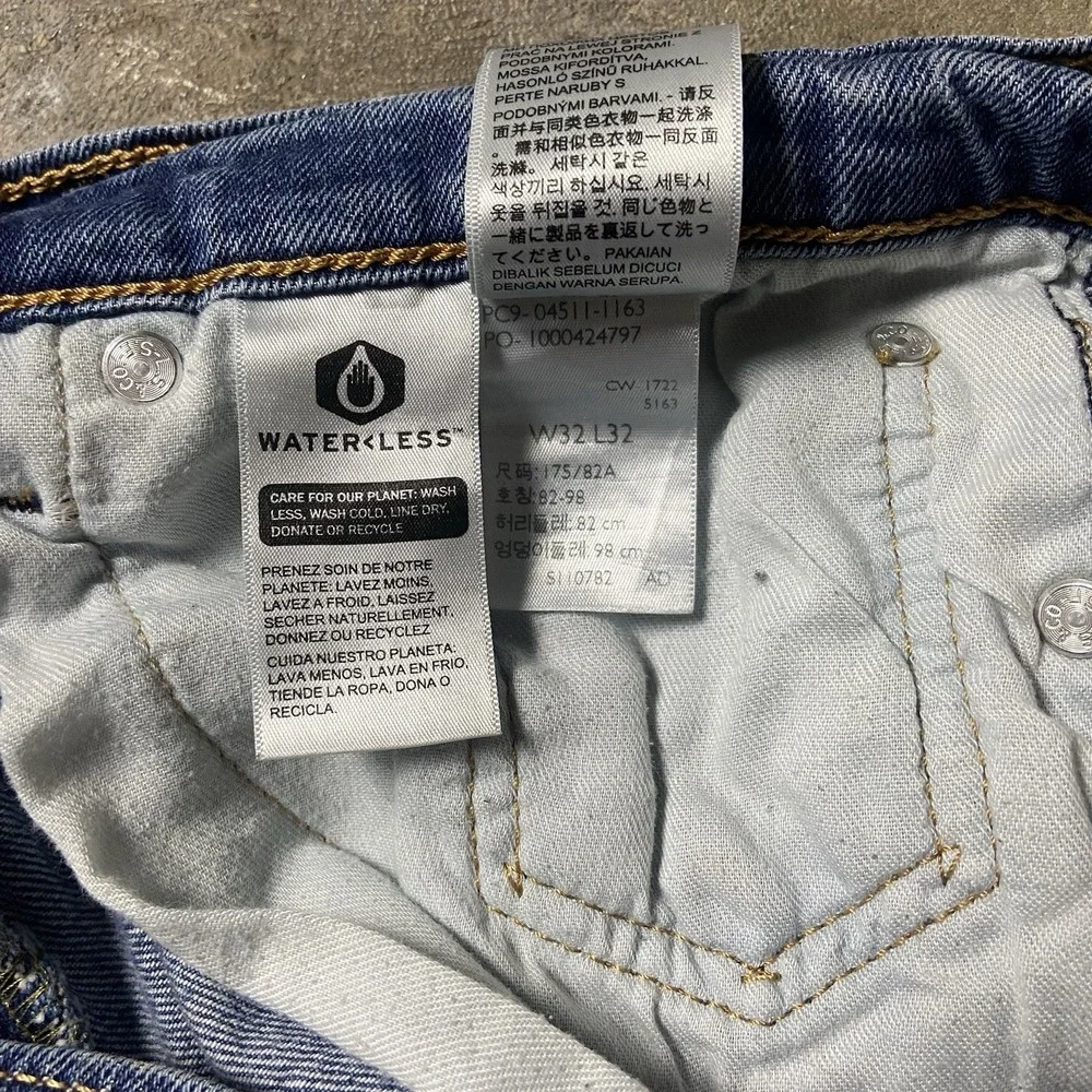 Levi's 511 Jeans Size 32x32 Blue Denim Medium Wash Slim Fit Narrow‎ Leg